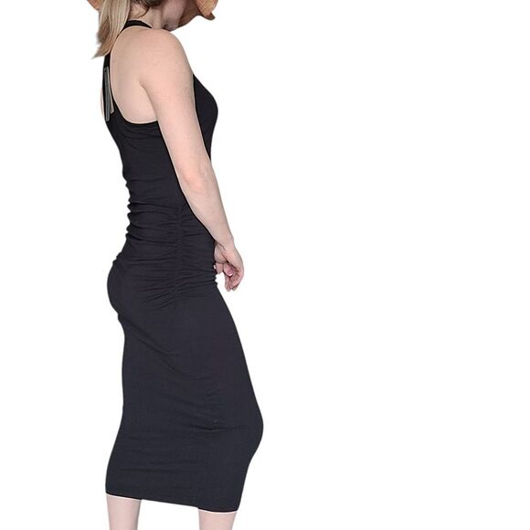 Elegant Black Sleeveless Dress - Picture 3 of 8